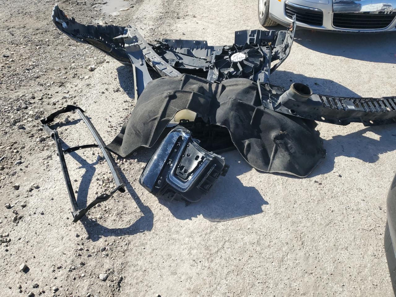 2022 Chevrolet Tahoe K1500 Z71 VIN: 1GNSKPKL8NR141525 Lot: 87077425