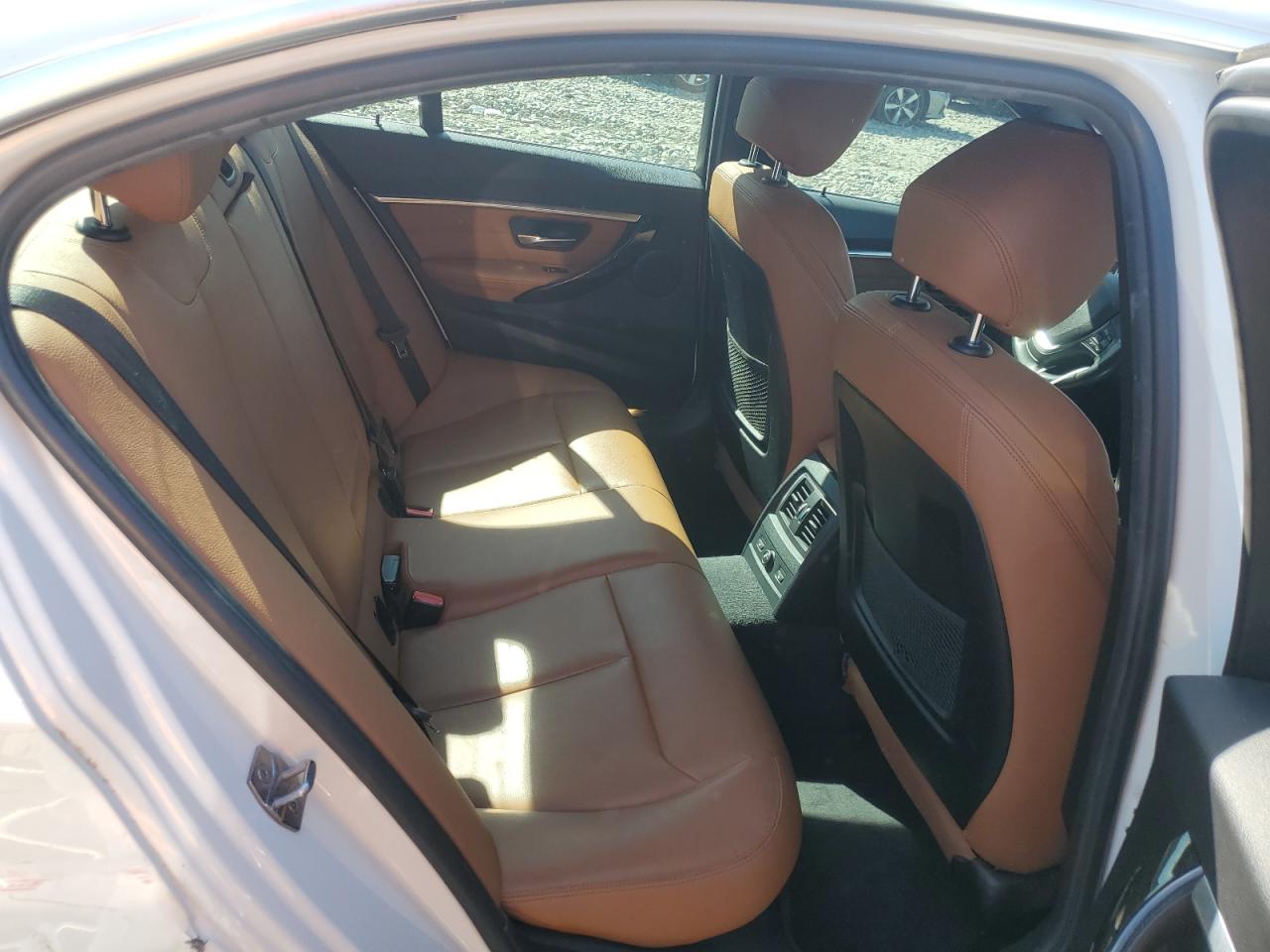 2017 BMW 330 Xi VIN: WBA8D9G59HNU60864 Lot: 84627665