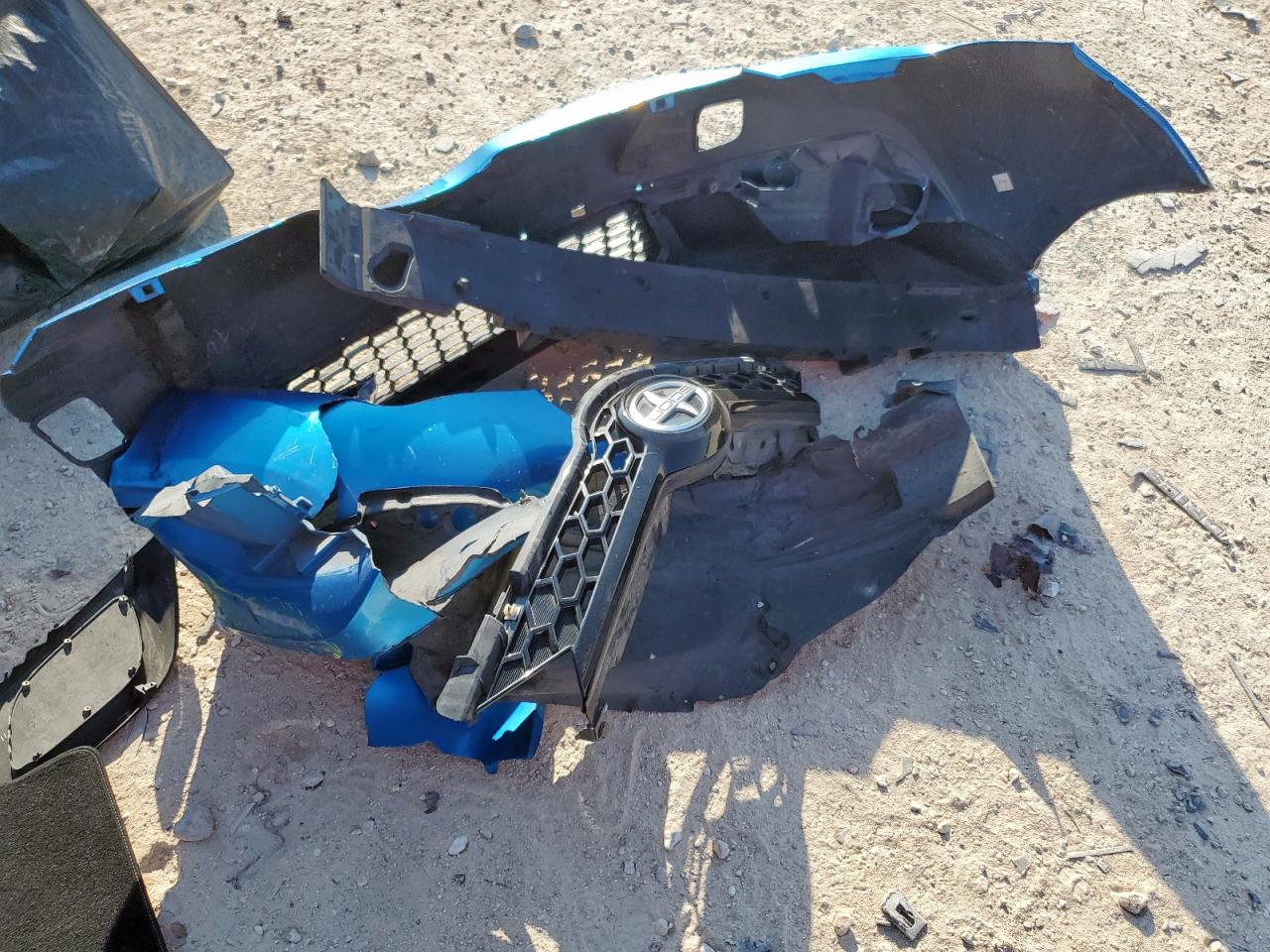 2016 Toyota Scion Im VIN: JTNKARJE6GJ510180 Lot: 85112975