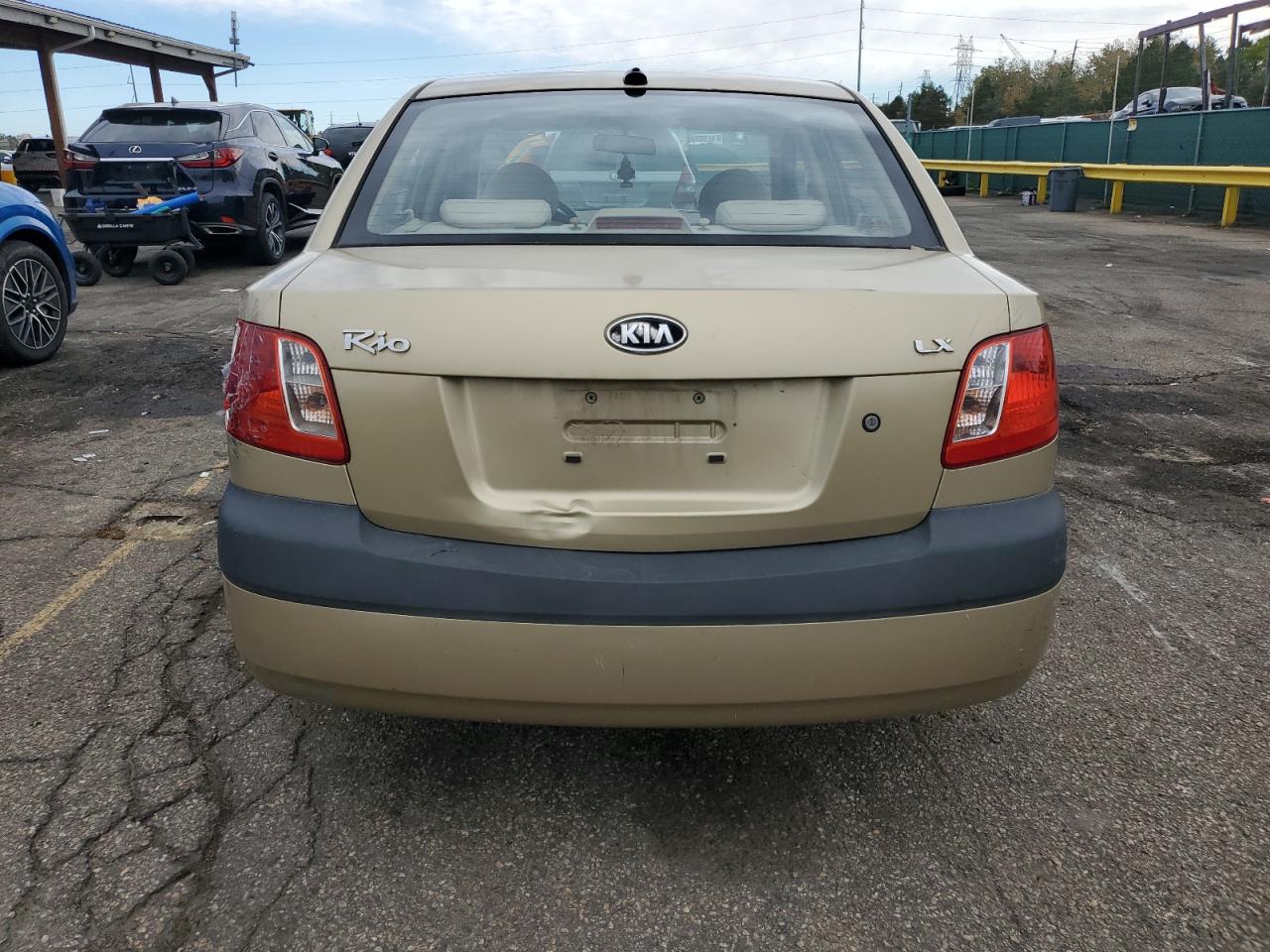 2009 Kia Rio Base VIN: KNADE223396442865 Lot: 86179875