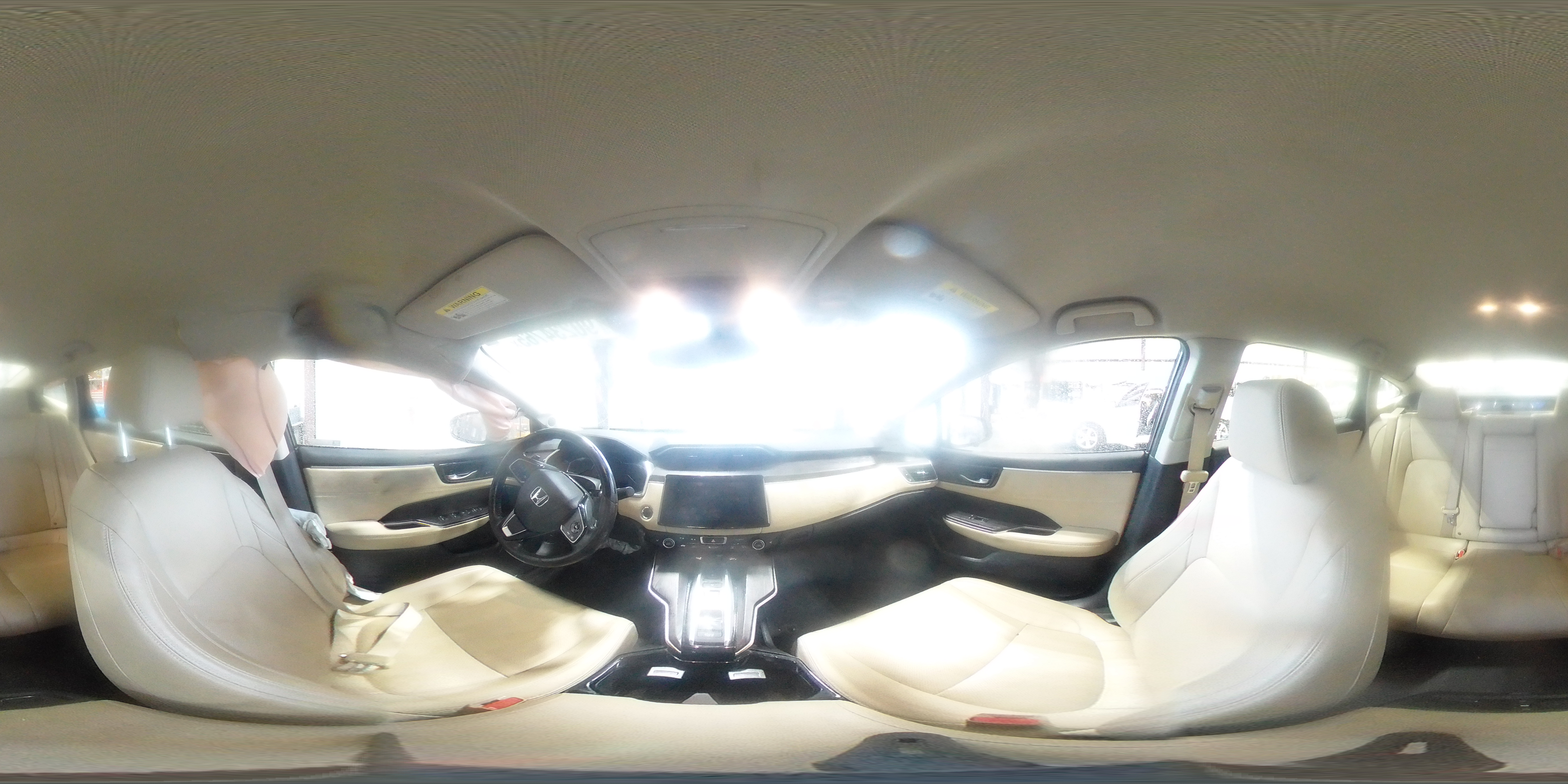 2018 Honda Clarity Touring VIN: JHMZC5F38JC009721 Lot: 90234765