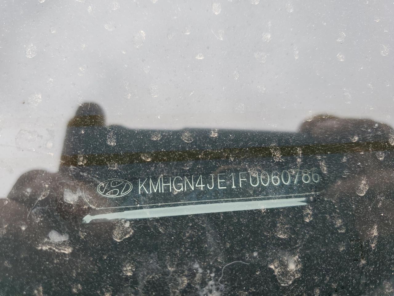 2015 Hyundai Genesis 3.8L VIN: KMHGN4JE1FU060786 Lot: 82304255