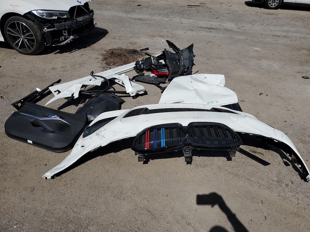 2021 BMW 330E VIN: 3MW5P7J04M8C19075 Lot: 85122805