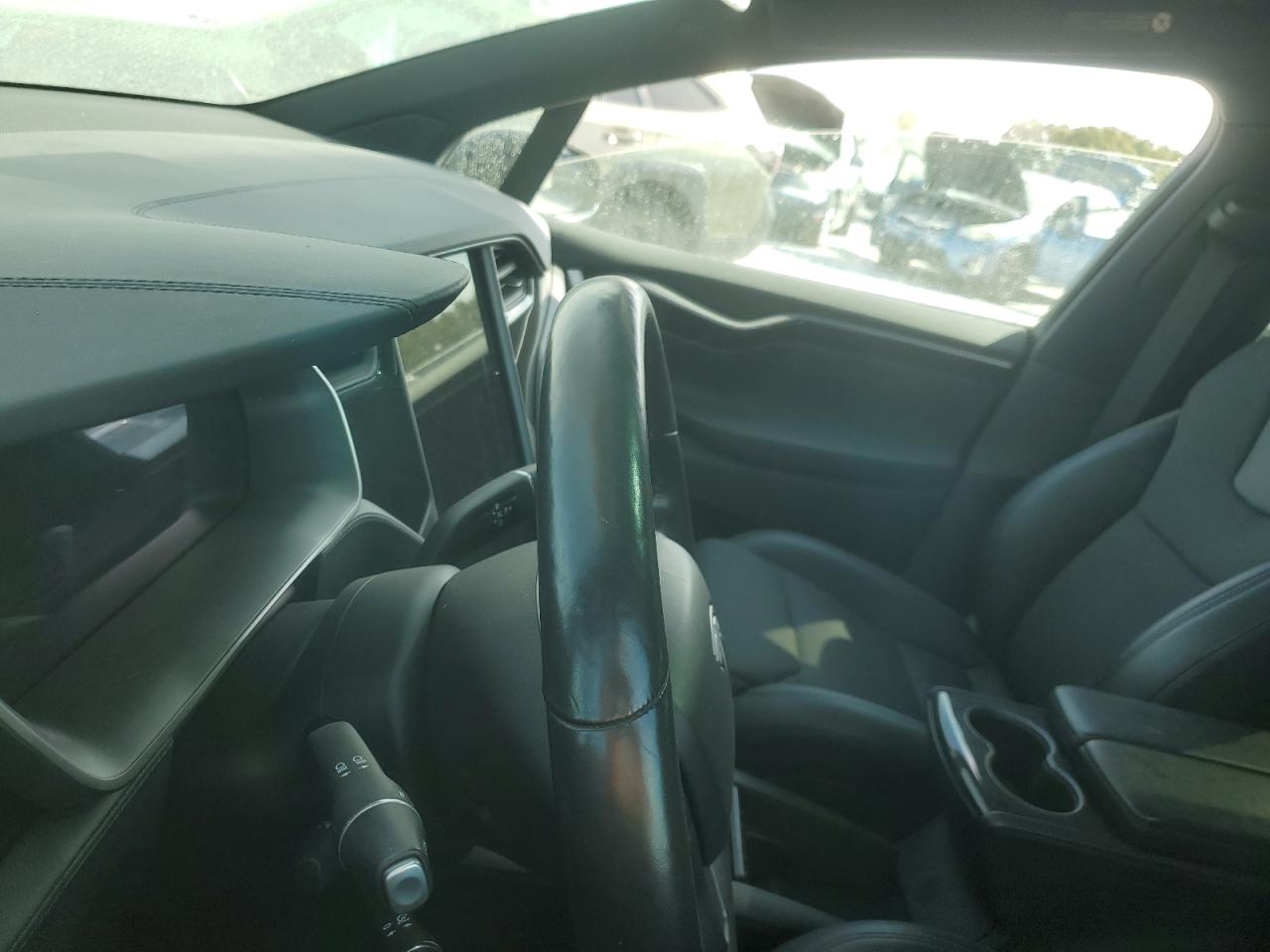 2018 Tesla Model X VIN: 5YJXCDE28JF121577 Lot: 84955175