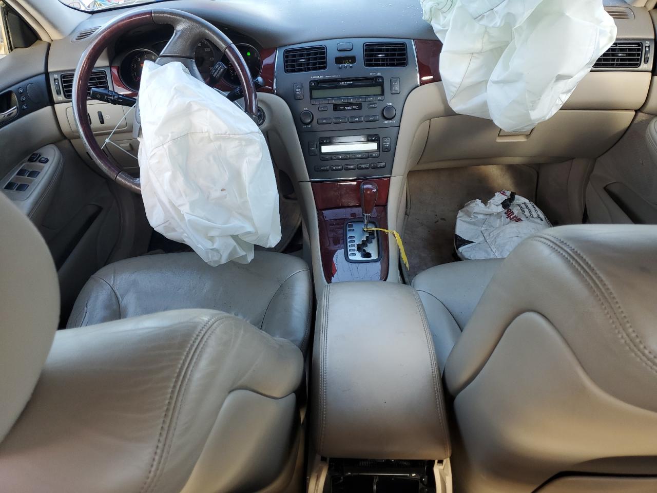 2003 Lexus Es 300 VIN: JTHBF30G330134929 Lot: 85689465