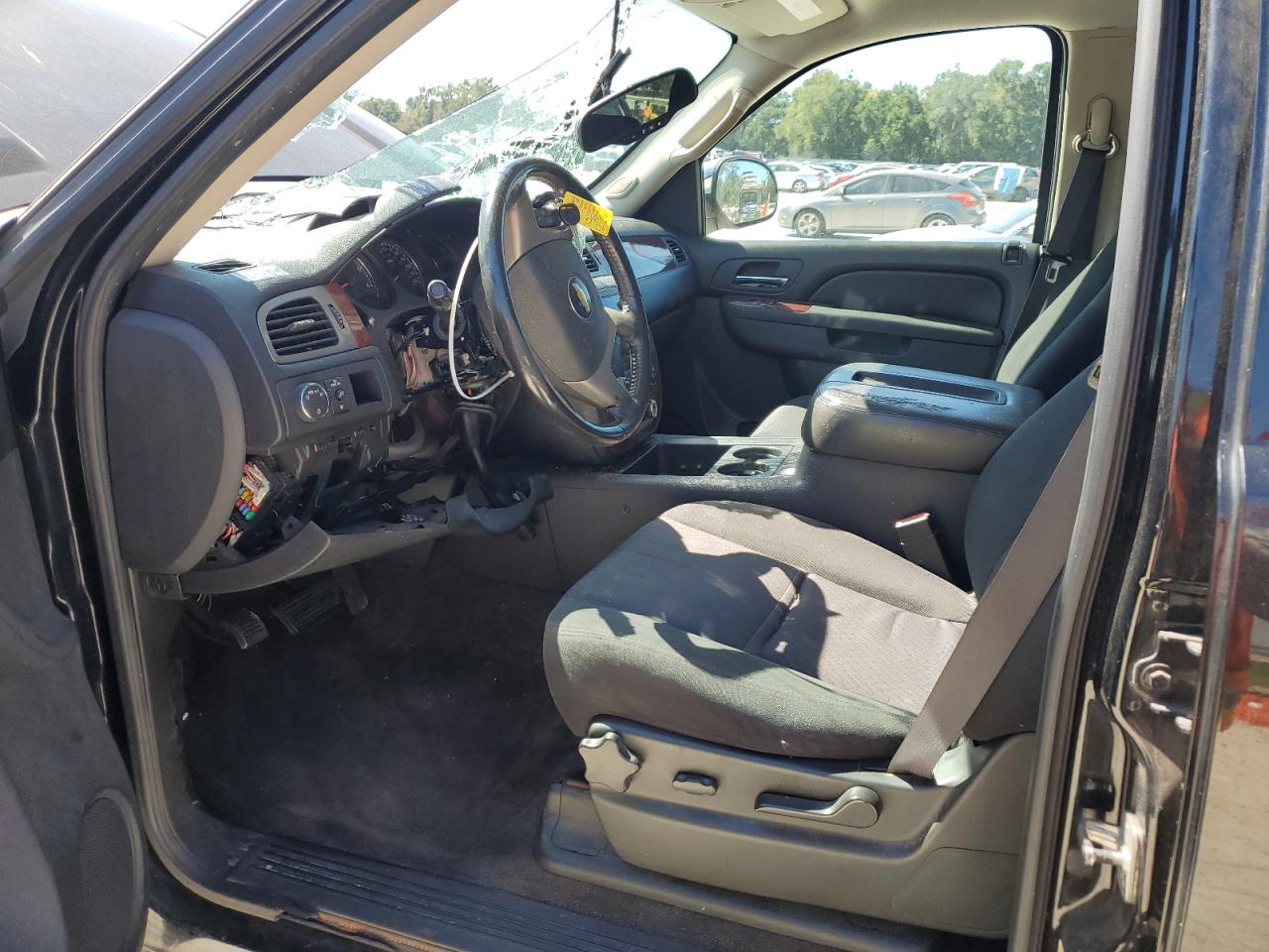 2011 Chevrolet Tahoe C1500 Ls VIN: 1GNSCAE01BR179105 Lot: 86249295