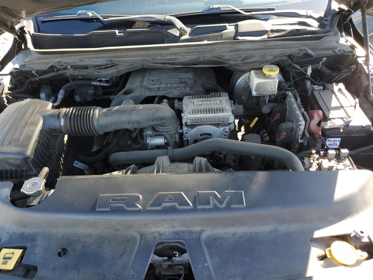 2019 Ram 1500 Laramie VIN: 1C6SRFJT3KN847408 Lot: 90409345