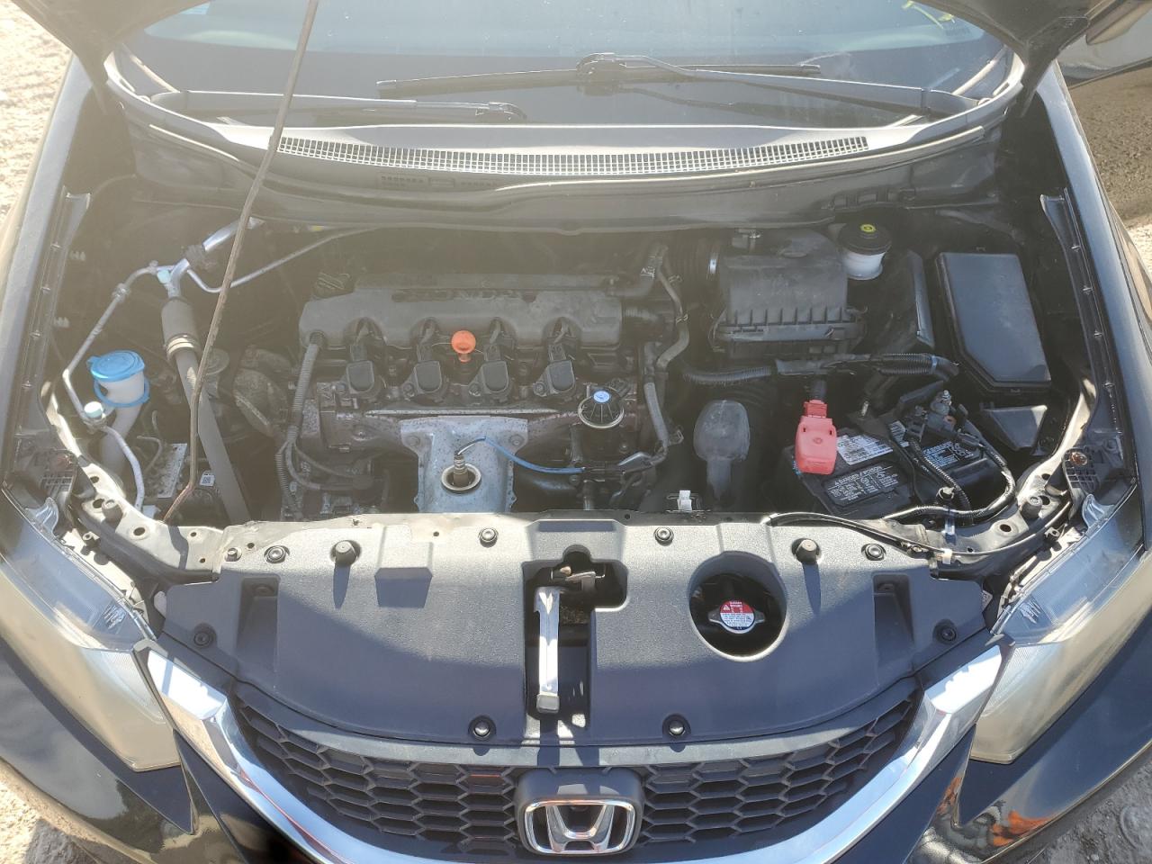 2014 Honda Civic Lx VIN: 19XFB2F52EE031980 Lot: 84795975