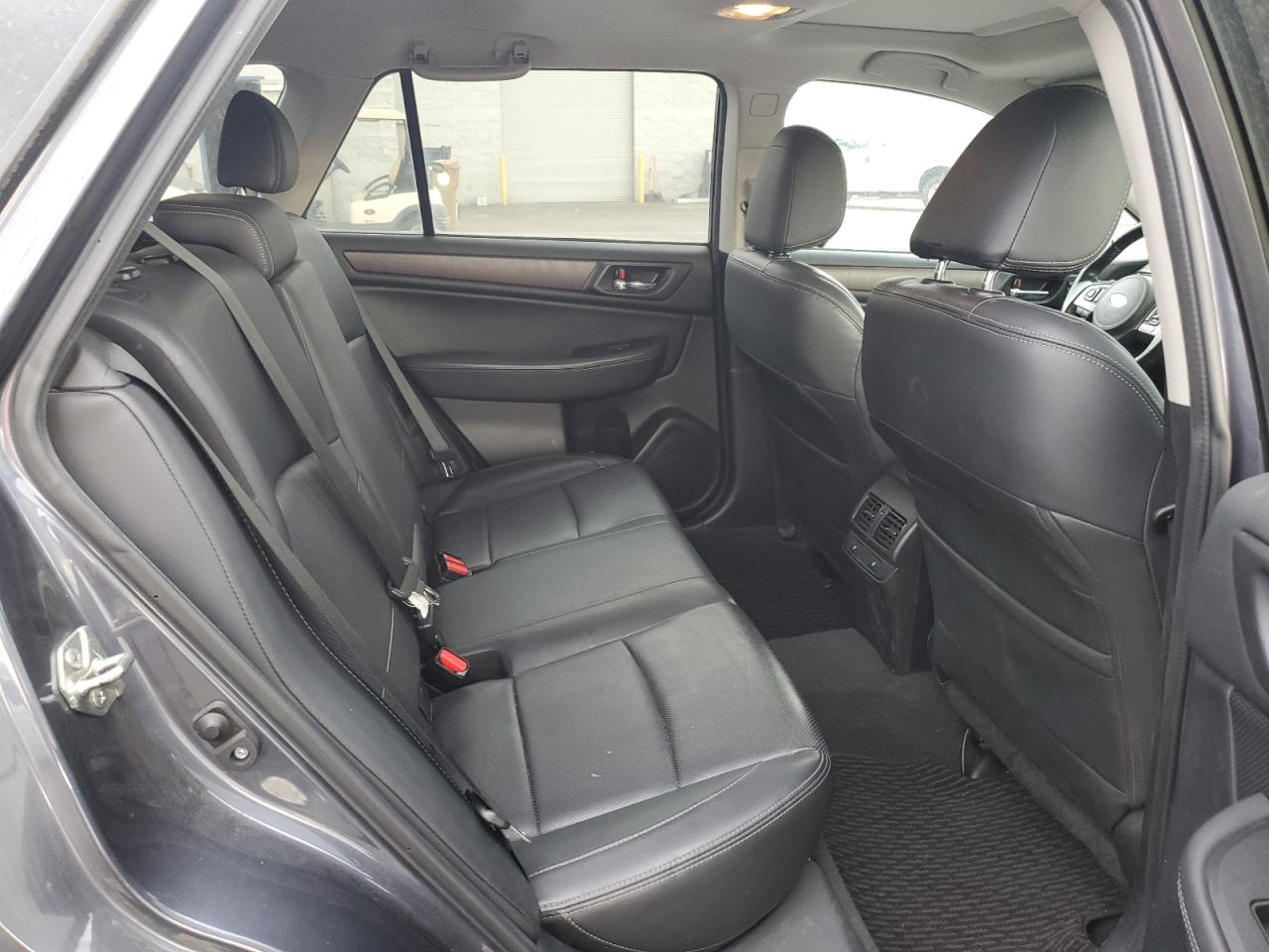 2015 Subaru Outback 2.5I Limited VIN: 4S4BSALC3F3313190 Lot: 85317535