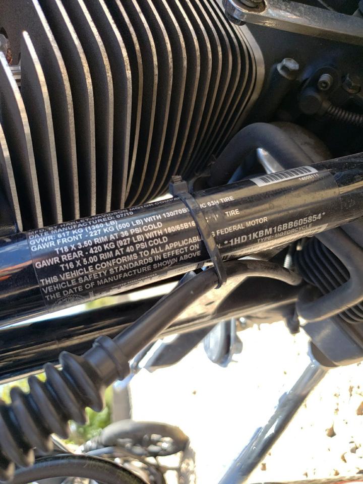 2011 Harley-Davidson Flhx VIN: 1HD1KBM16BB605854 Lot: 86125825