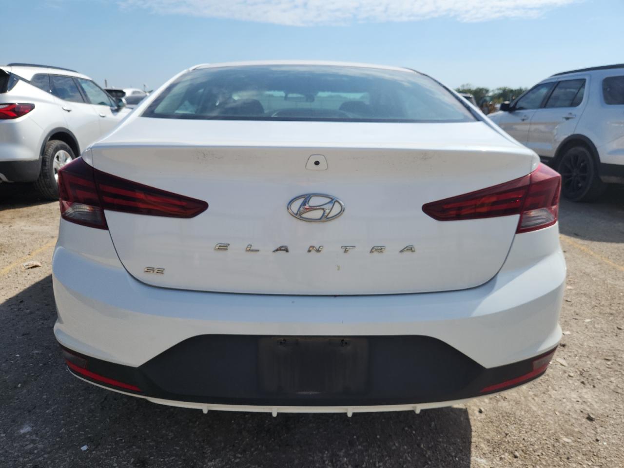 2019 Hyundai Elantra Se VIN: 5NPD74LFXKH425302 Lot: 81952175