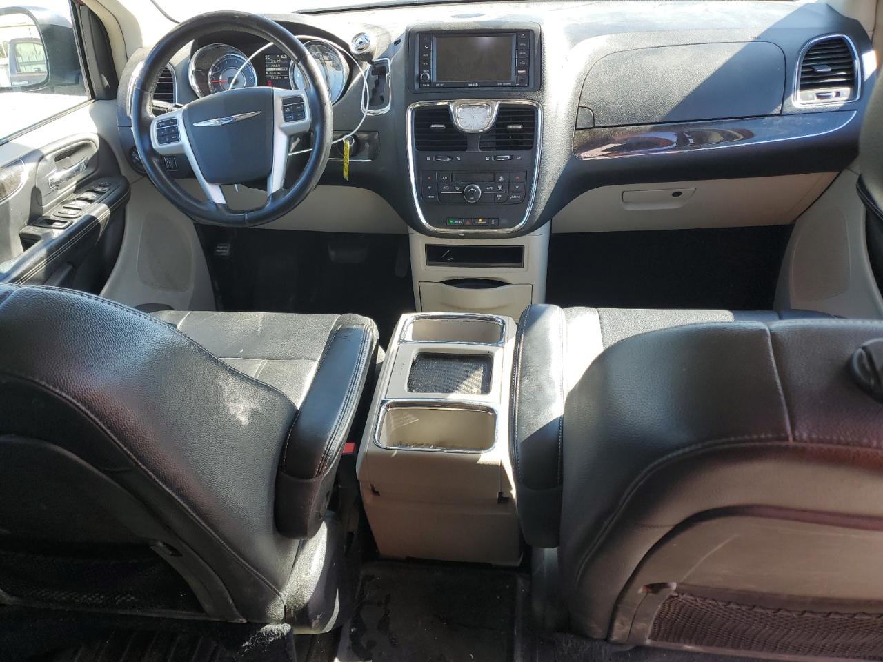 2016 Chrysler Town & Country Touring VIN: 2C4RC1BG8GR300139 Lot: 86244765