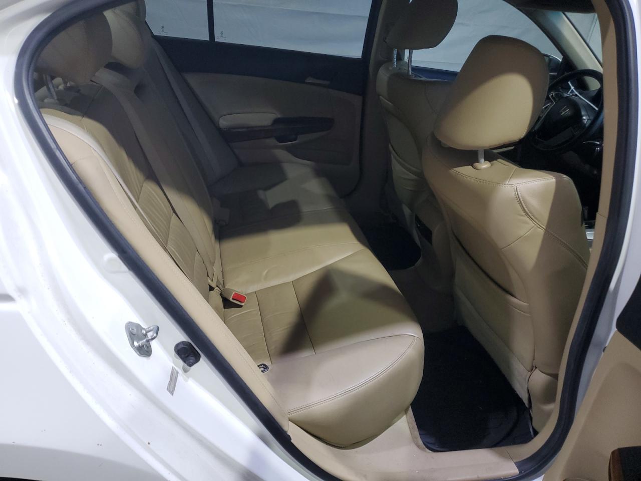 2011 Honda Accord Exl VIN: 1HGCP2F81BA030480 Lot: 85126565