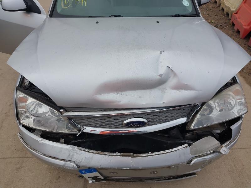 2005 FORD MONDEO 2.0 GHIA X 5DR AUTO