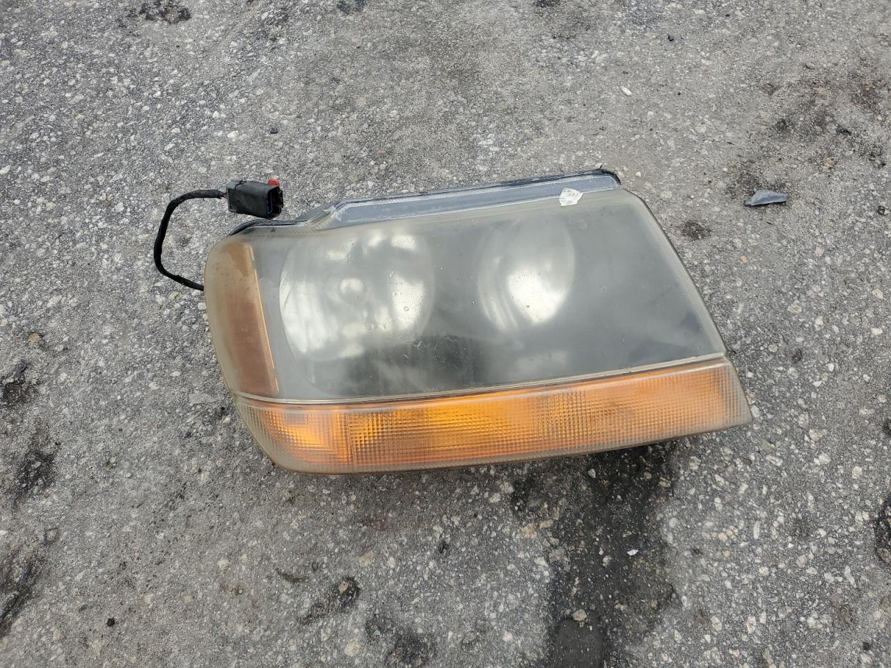 2000 Jeep Grand Cherokee Laredo VIN: 1J4GW48N1YC239534 Lot: 90411715