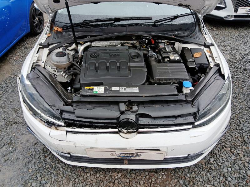 2017 VOLKSWAGEN GOLF SE NAVIGATION TDI BM 