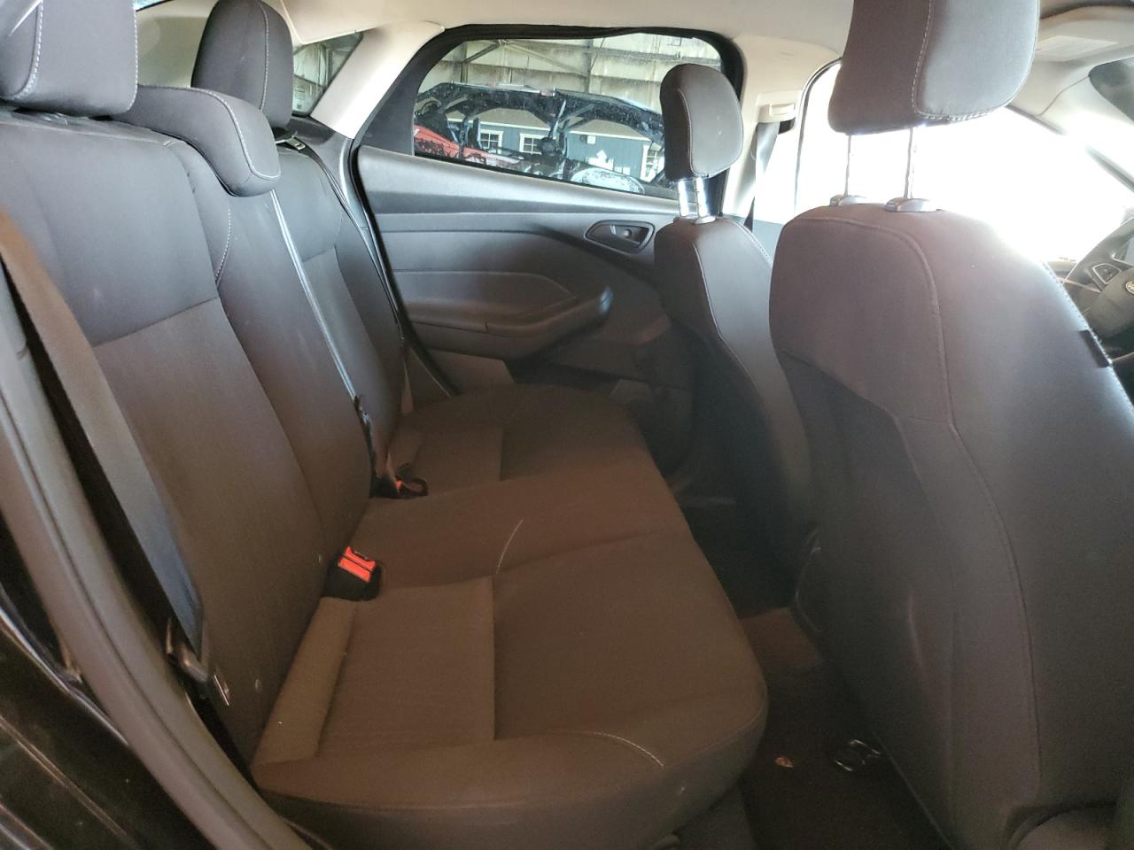 2015 Ford Focus S VIN: 1FADP3E24FL269558 Lot: 85146075