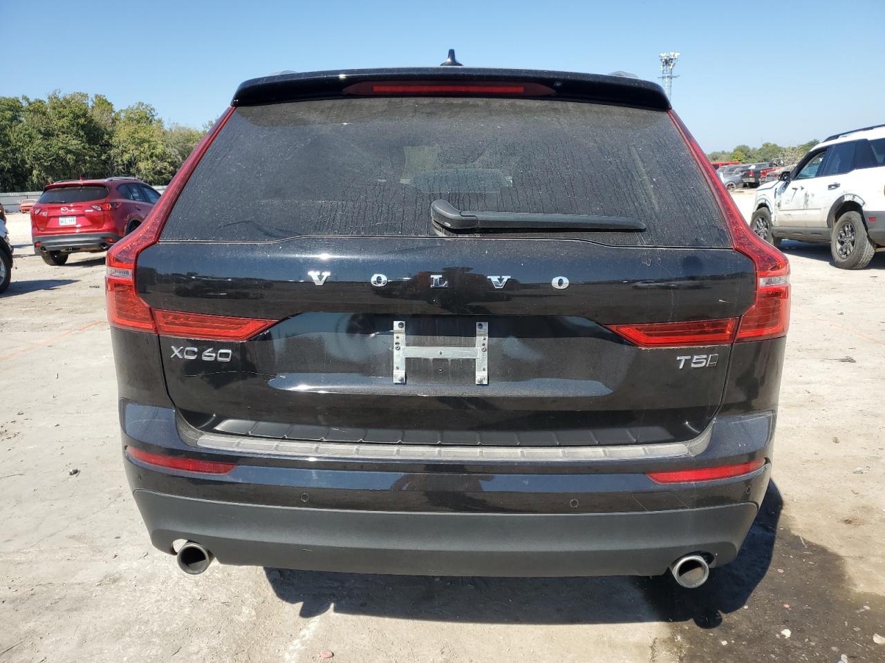 2021 Volvo Xc60 T5 Momentum VIN: YV4102RK7M1869468 Lot: 82345965