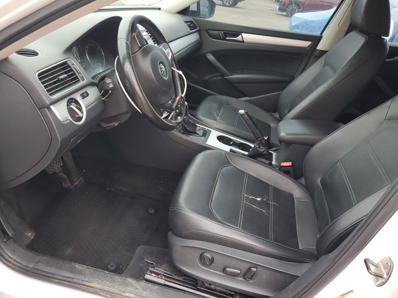 2013 Volkswagen Passat Se VIN: 1VWBP7A39DC096590 Lot: 82689945