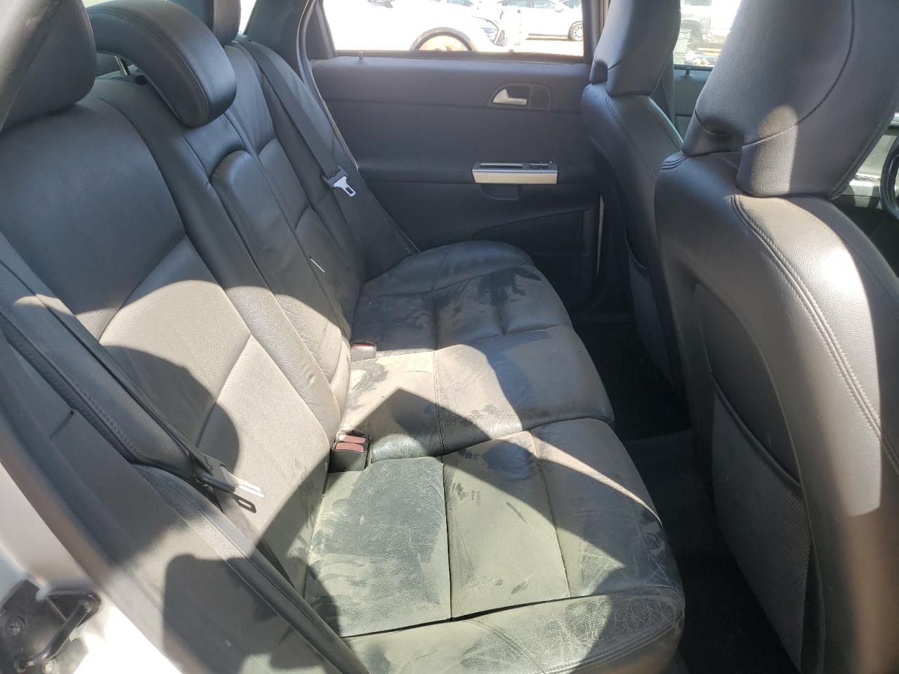 2011 Volvo S40 T5 VIN: YV1672MS0B2546070 Lot: 82730305