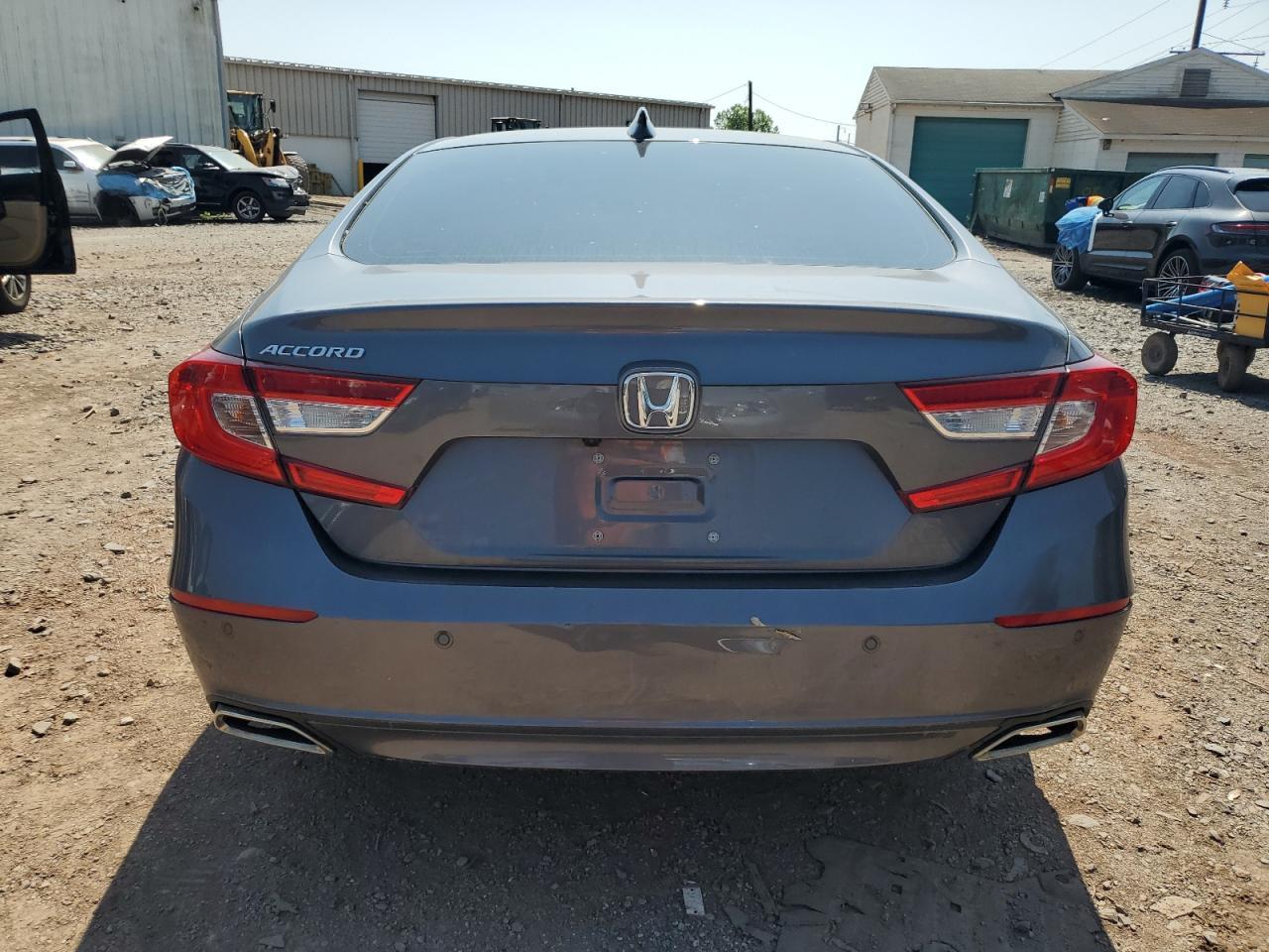 2022 Honda Accord Touring VIN: 1HGCV2F96NA007408 Lot: 85522125