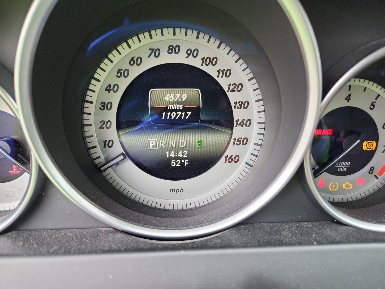 2014 Mercedes-Benz C 250 VIN: WDDGF4HBXEG218512 Lot: 82654125