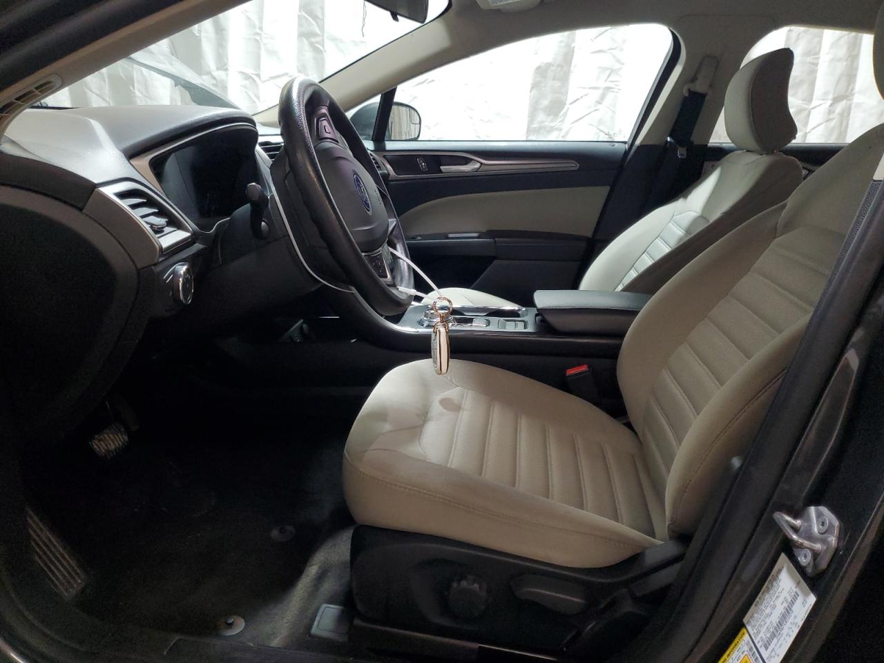 2018 Ford Fusion S VIN: 3FA6P0G75JR133210 Lot: 82528085