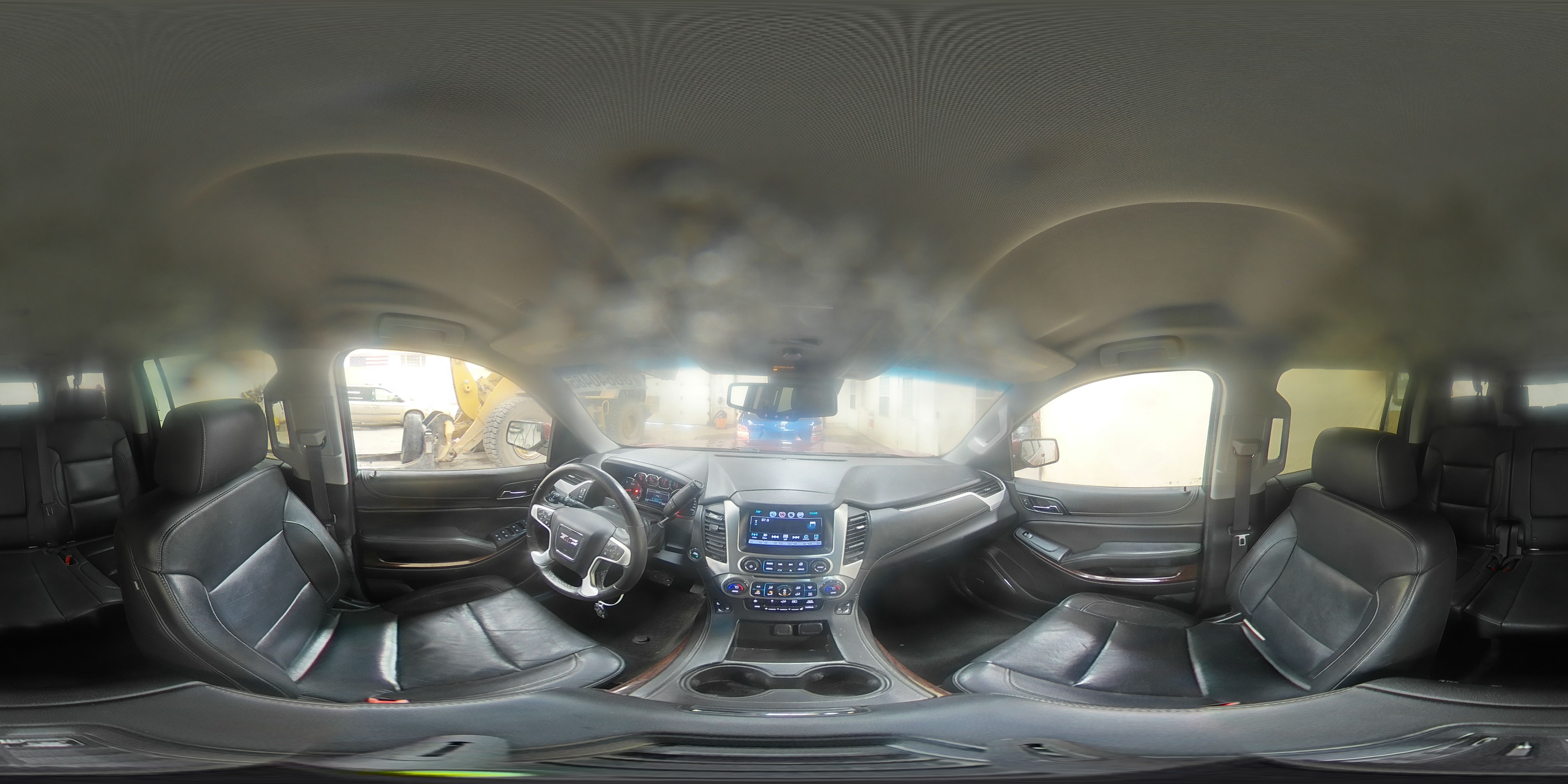 2017 GMC Yukon Xl K1500 Slt VIN: 1GKS2GKCXHR179176 Lot: 86640485