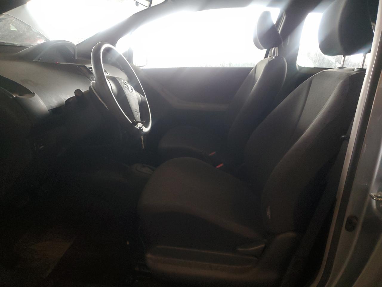 2009 Toyota Yaris VIN: JTDJT903695262535 Lot: 82451295