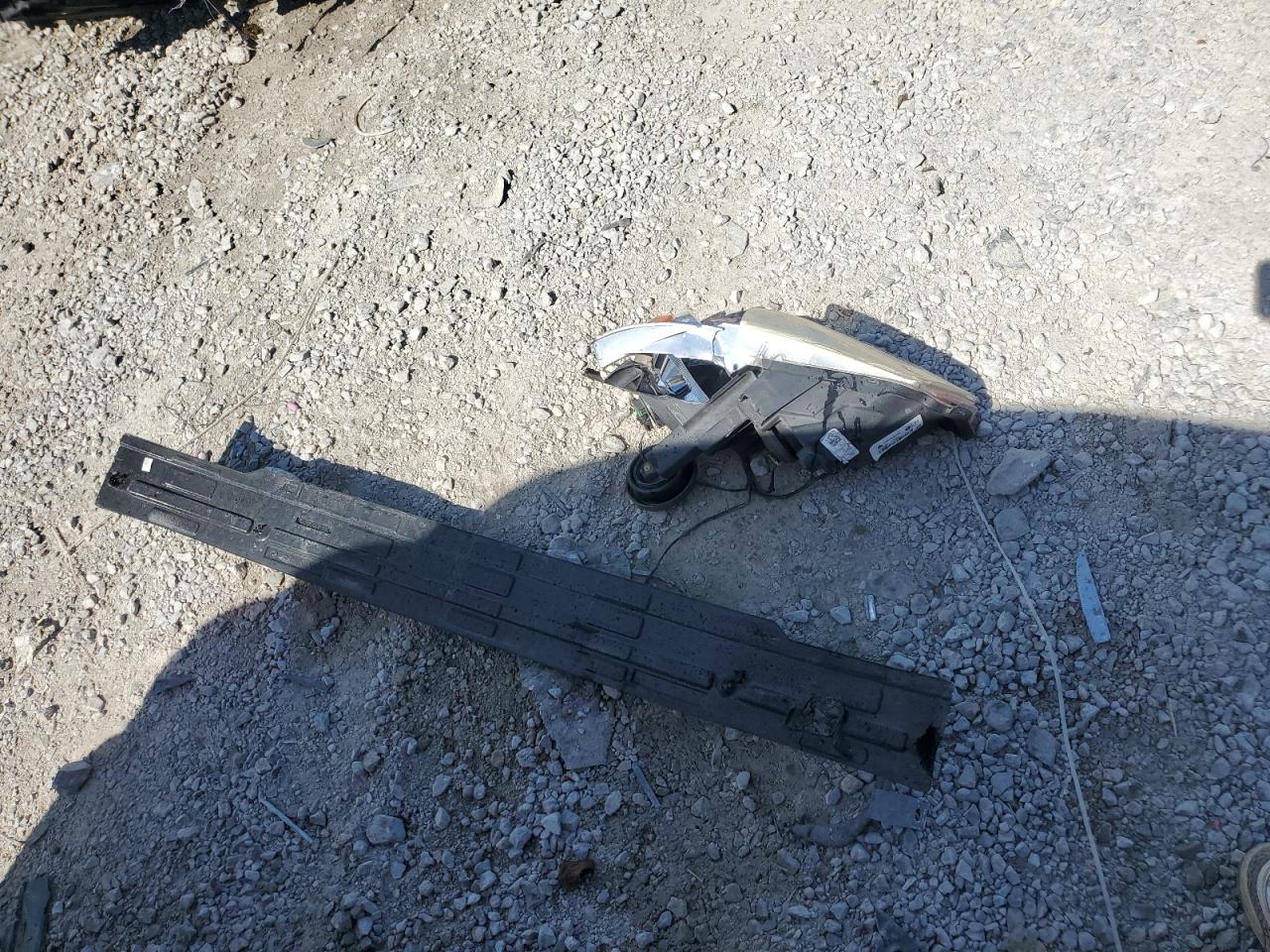 2012 Dodge Grand Caravan Crew VIN: 2C4RDGDG2CR247140 Lot: 82076255