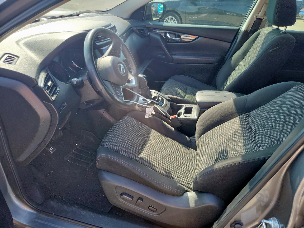 2017 Nissan Rogue Sport S VIN: JN1BJ1CP6HW032998 Lot: 84403135