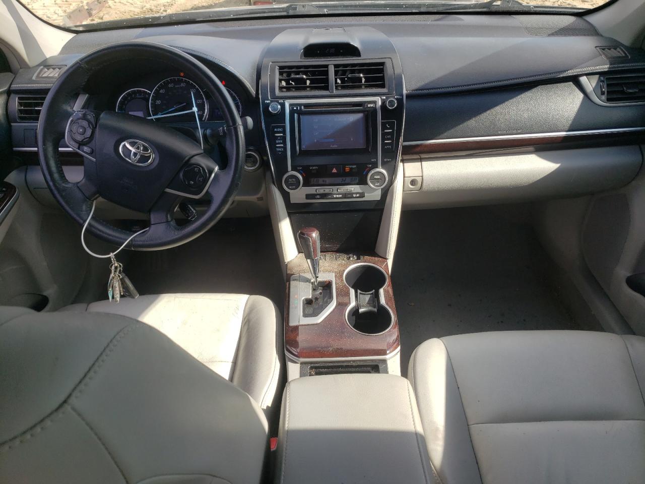 2014 Toyota Camry L VIN: 4T4BF1FK5ER360047 Lot: 81859025