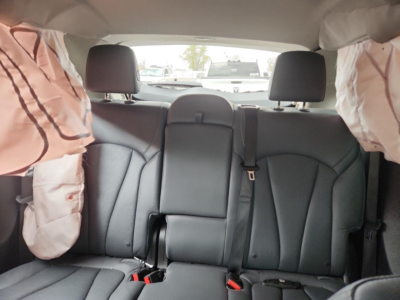 2019 Buick Envision Essence VIN: LRBFX2SA2KD094917 Lot: 89499485