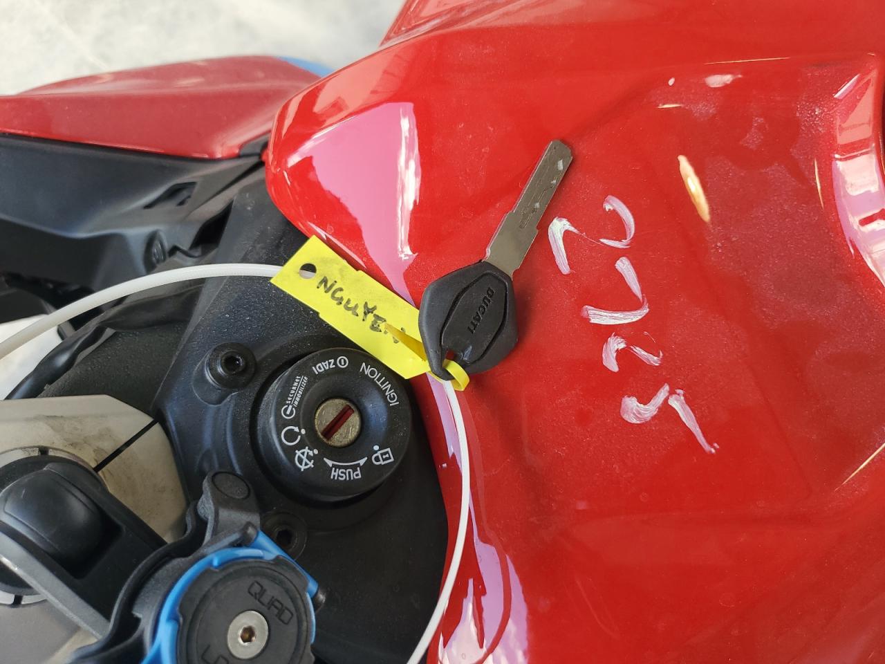 2025 Ducati Panigale V2 VIN: ZDMHAU8T0SB001635 Lot: 85482725