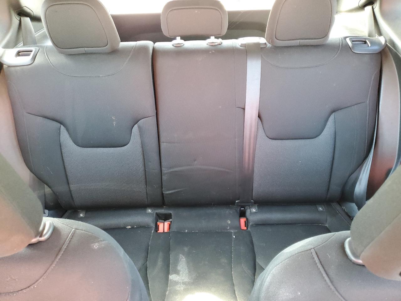 2018 Jeep Renegade Sport VIN: ZACCJBABXJPH98931 Lot: 84425235