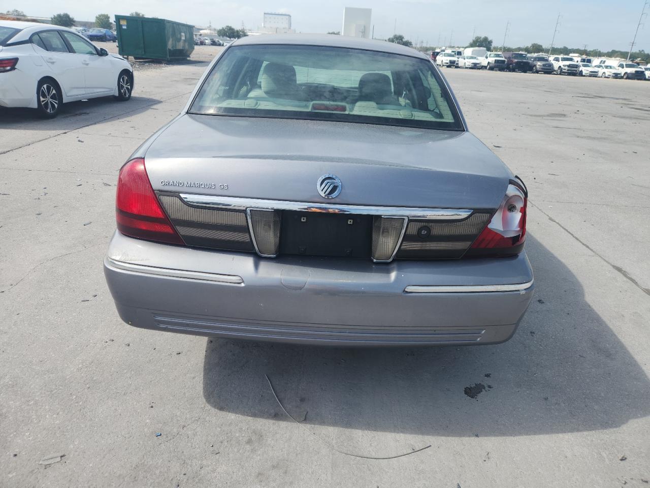 2006 Mercury Grand Marquis Gs VIN: 2MEFM74V06X626962 Lot: 81994995