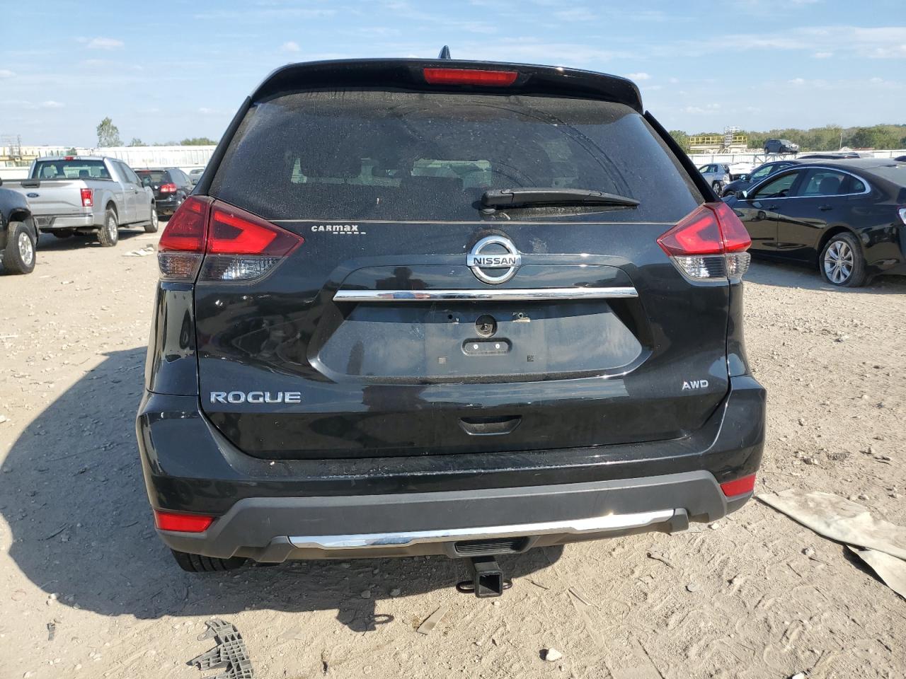 2017 Nissan Rogue S VIN: 5N1AT2MM9HC781322 Lot: 81998525