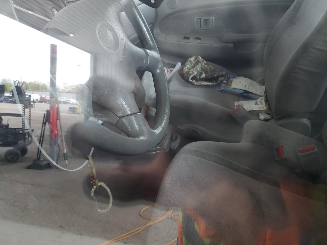 2001 Toyota Tacoma Xtracab VIN: 5TEWN72NX1Z752030 Lot: 81918195