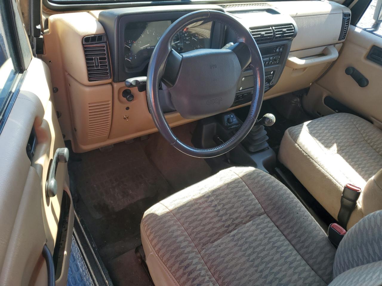 2000 Jeep Wrangler / Tj Se VIN: 1J4FA29P2YP709559 Lot: 85907175