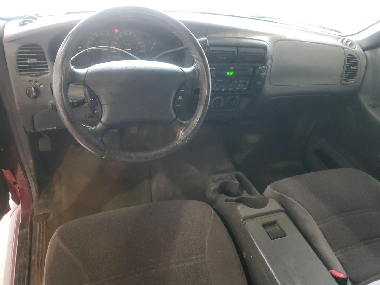 2000 Ford Explorer Sport VIN: 1FMYU60E9YUA78251 Lot: 85193865