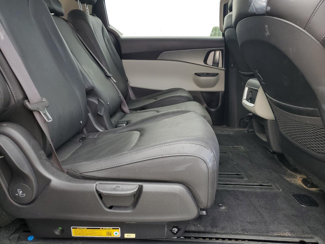 2024 Kia Carnival Lx VIN: KNDNB4H31R6440244 Lot: 81930885