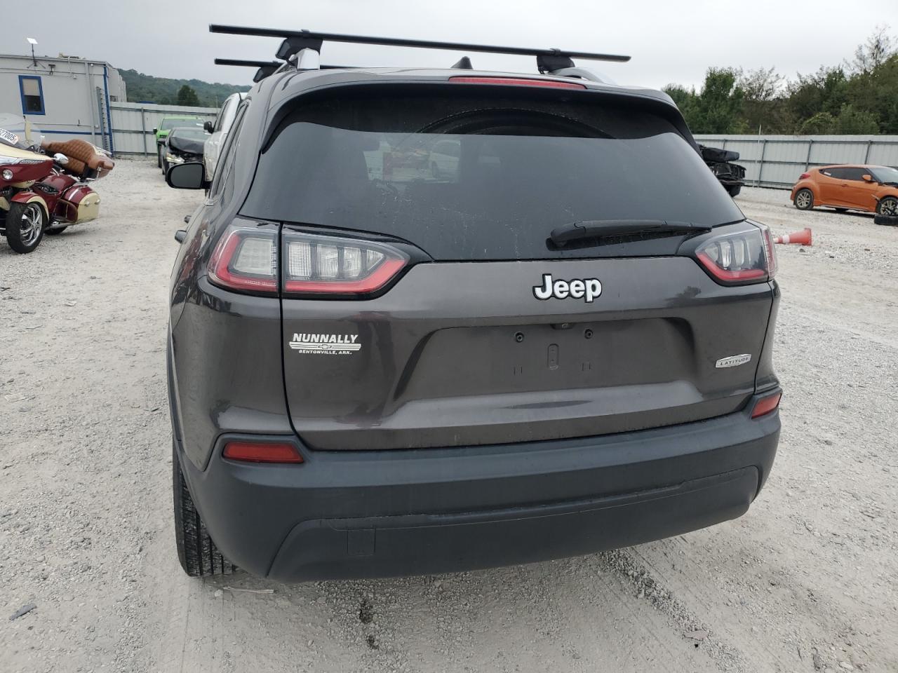 2019 Jeep Cherokee Latitude Plus VIN: 1C4PJLLB4KD176183 Lot: 85734395