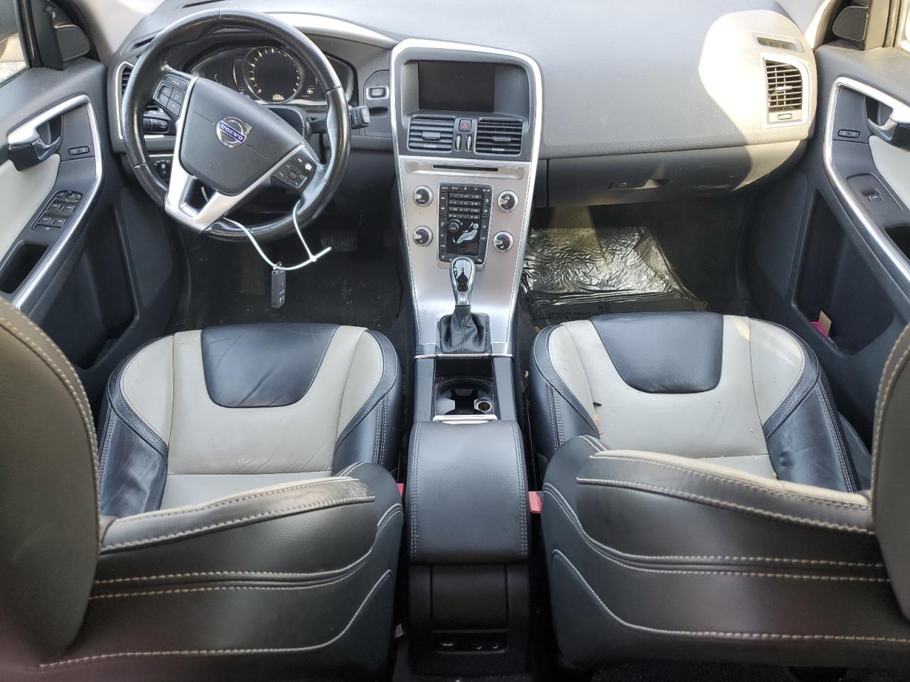 2017 Volvo Xc60 T6 Dynamic VIN: YV449MRR5H2087942 Lot: 85553455