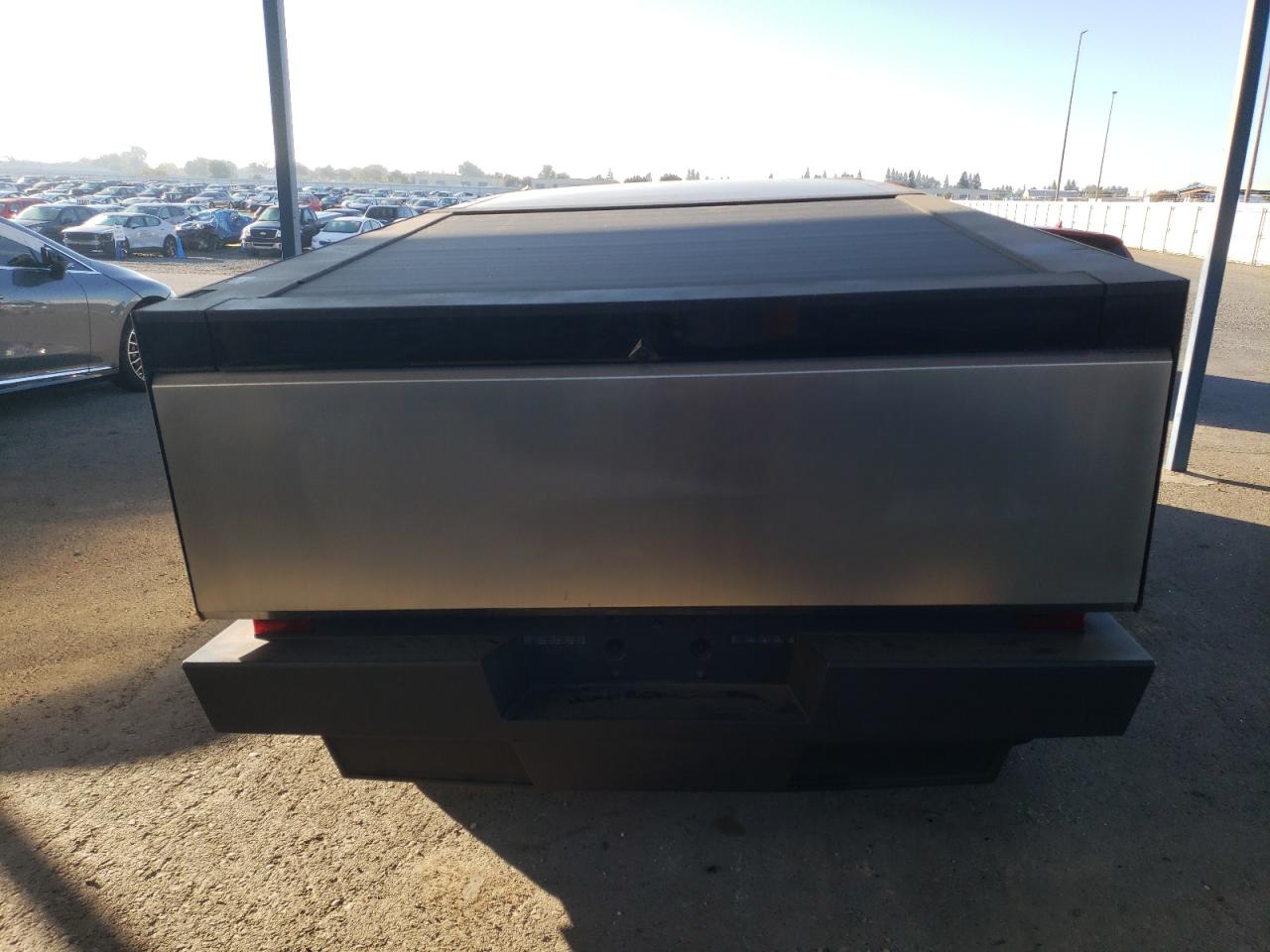 2024 Tesla Cybertruck VIN: 7G2CEHEE4RA036395 Lot: 90342375