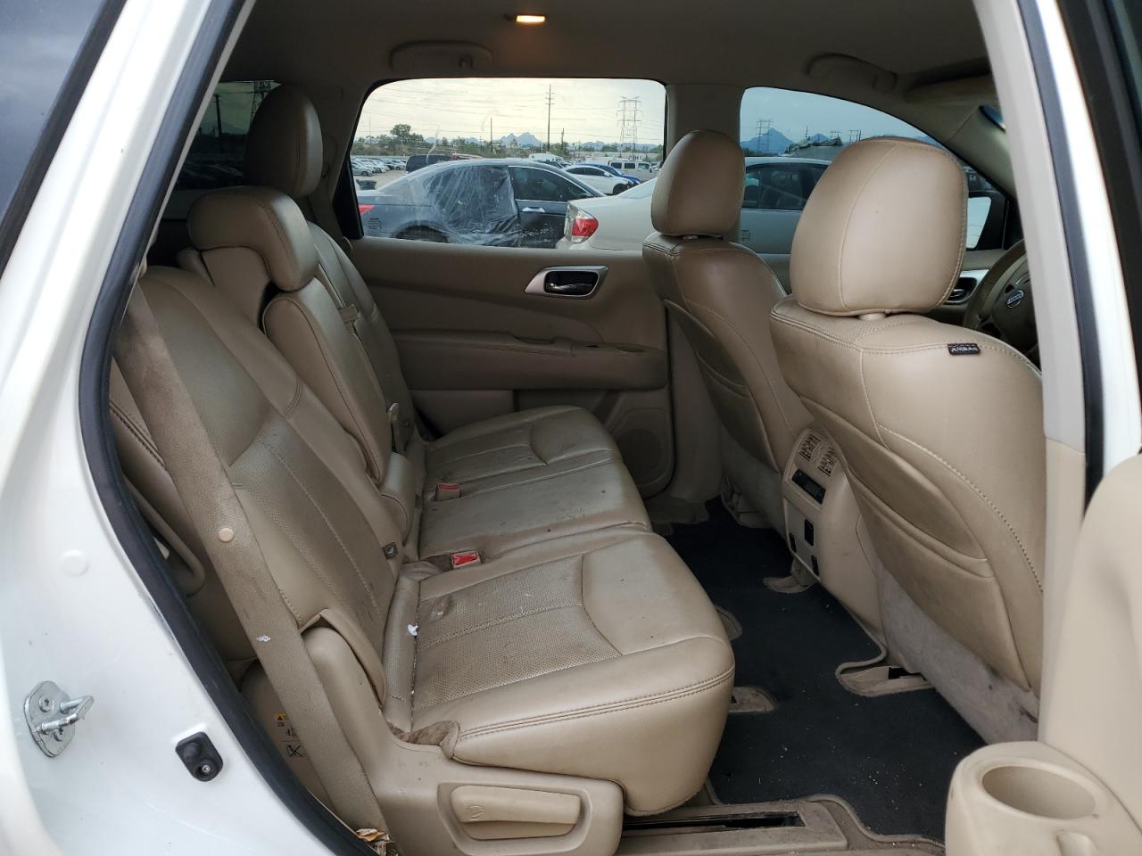 2014 Nissan Pathfinder S VIN: 5N1AR2MM4EC695328 Lot: 85913125