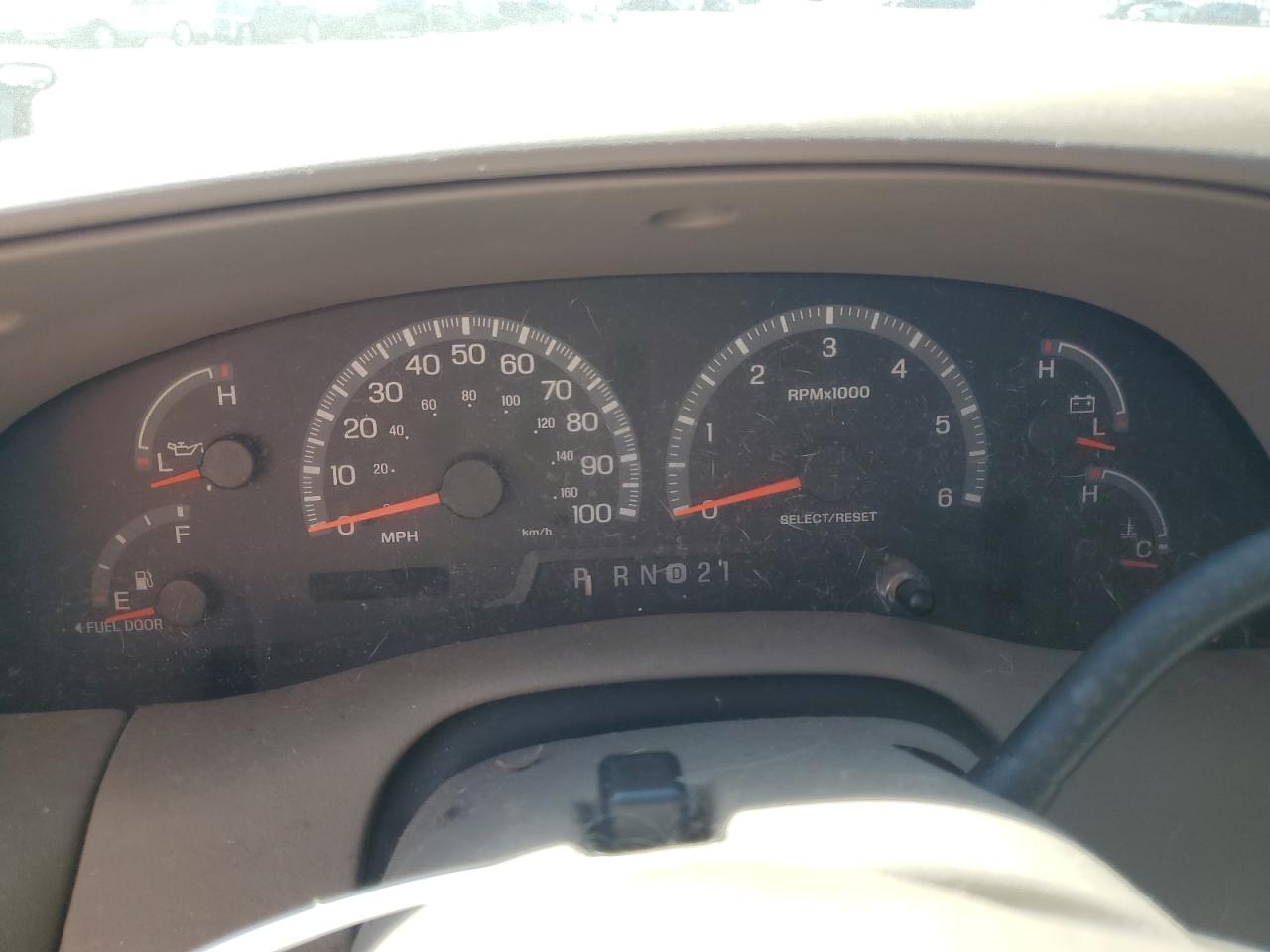 2002 Ford F150 VIN: 2FTRX07W92CA22300 Lot: 82280605