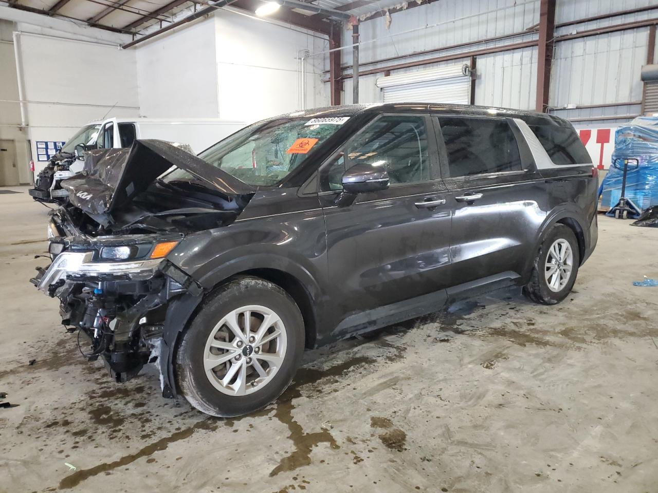 2024 Kia Carnival Lx