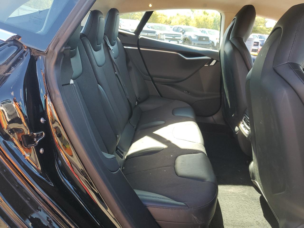 2015 Tesla Model S 70D VIN: 5YJSA1S2XFF096790 Lot: 85815855