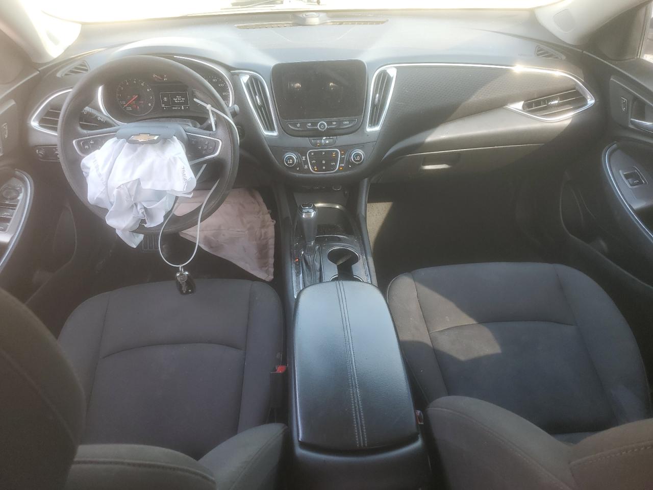 2020 Chevrolet Malibu Lt VIN: 1G1ZD5ST8LF027327 Lot: 85084735