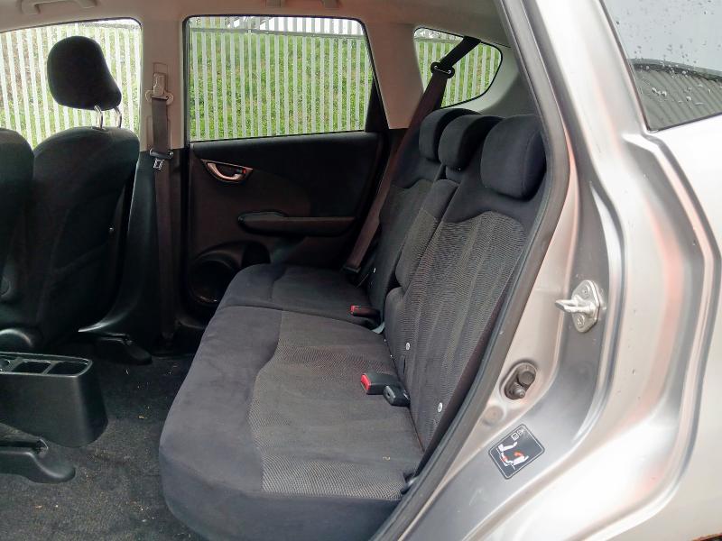 2010 HONDA JAZZ EX I-VTEC S-A 